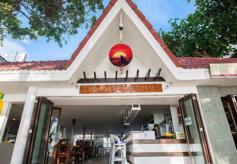 ホテル Deparis Beach Resort
