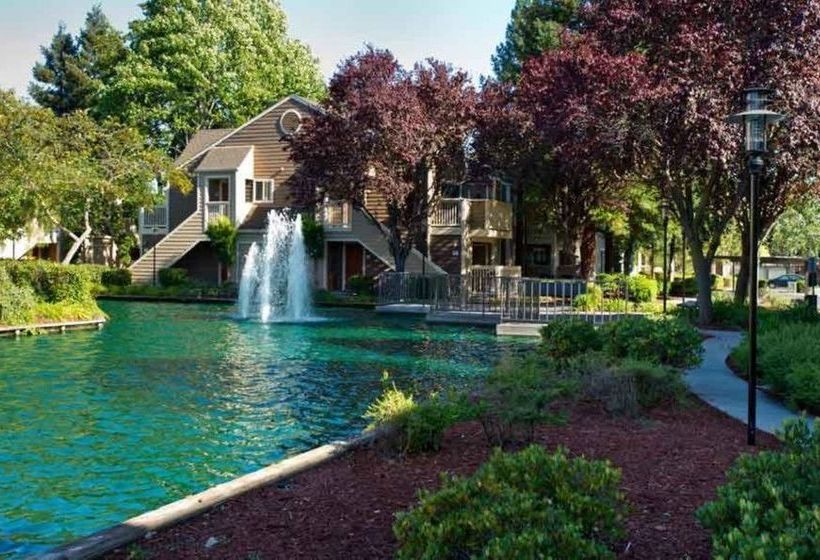 ホテル Global Luxury Suites In The Heart Of San Ramon