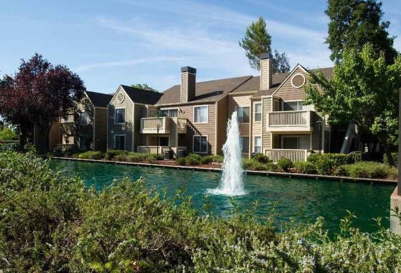 ホテル Global Luxury Suites In The Heart Of San Ramon