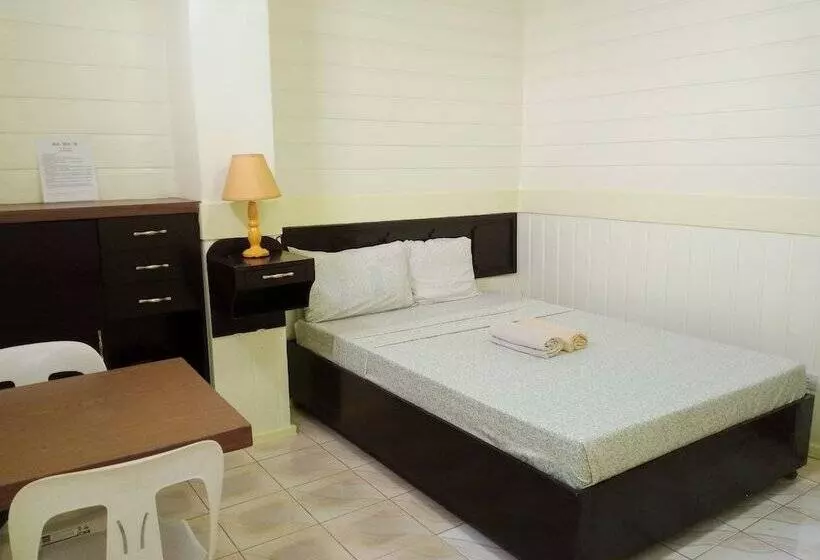 هتل Hayward Travel Inn