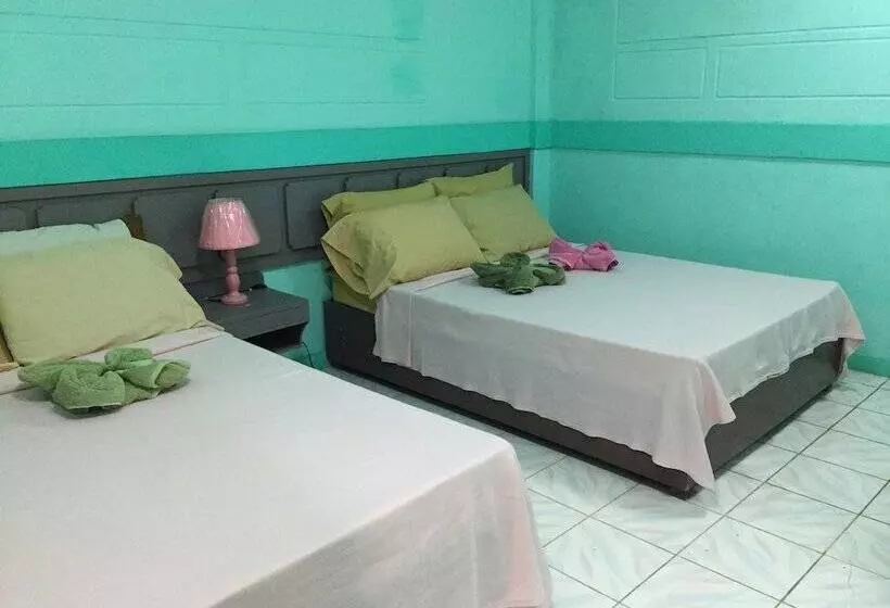 هتل Hayward Travel Inn