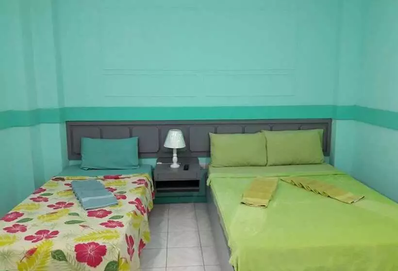هتل Hayward Travel Inn