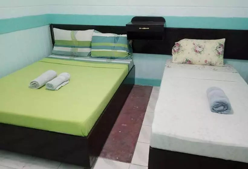 هتل Hayward Travel Inn