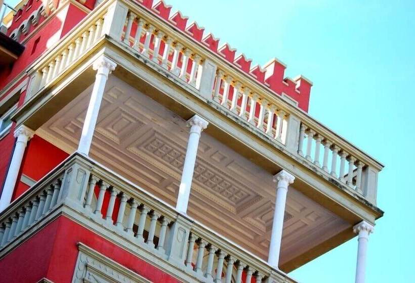 בית מלון כפרי Re Versiliana