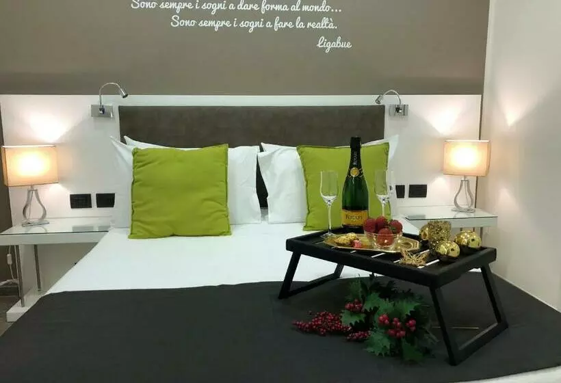 هتل L`essenza B&b