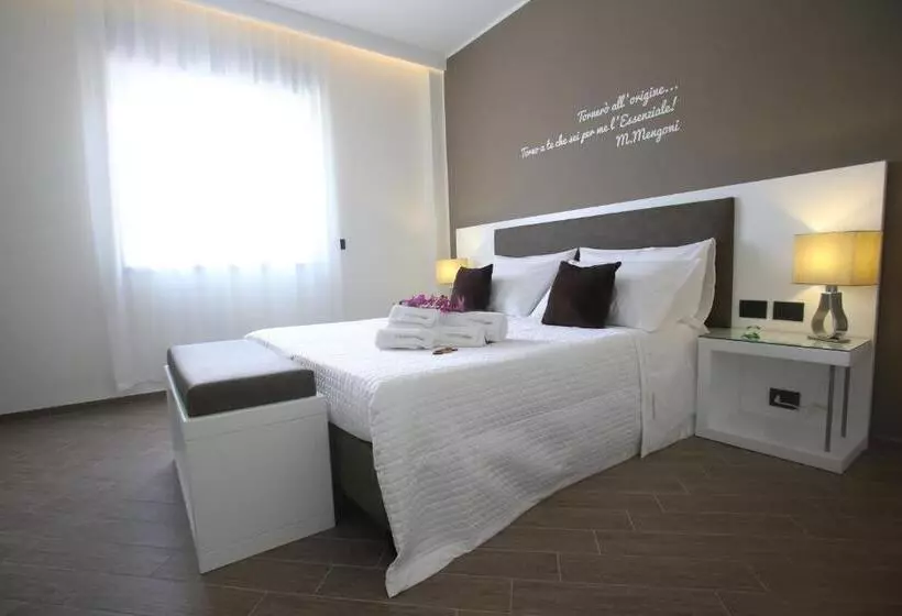 هتل L`essenza B&b