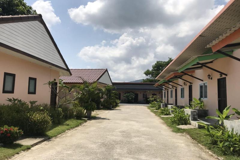 ホテル Sabai Resort