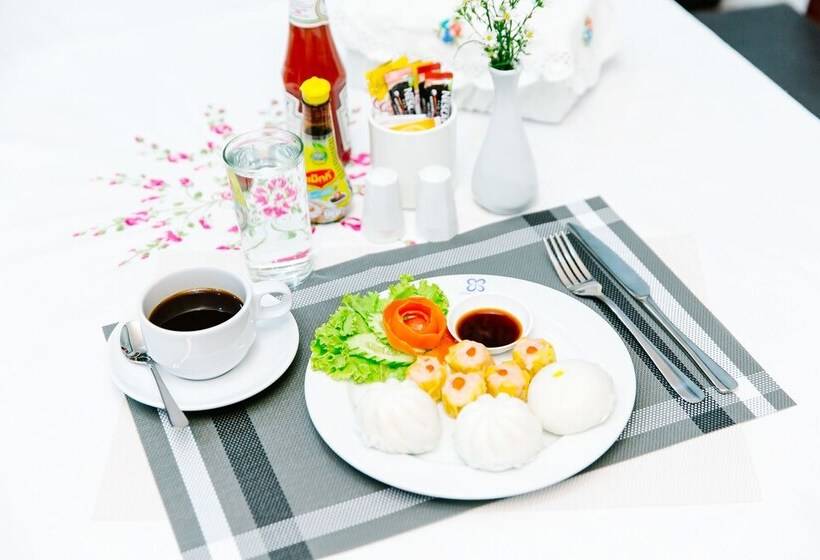 Отель Sinkiat Thani