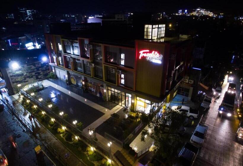 בית מלון כפרי Travelite Express