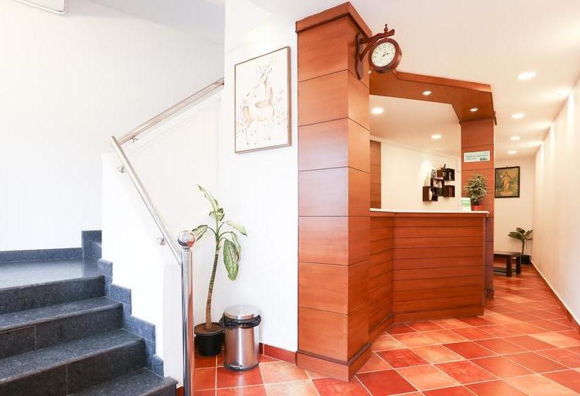 Hotelli Swiss Garden