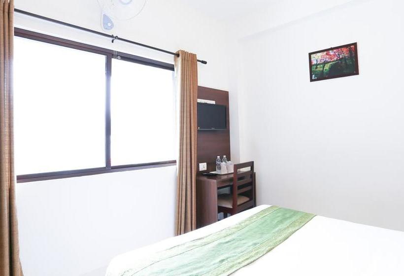 Hotelli Swiss Garden