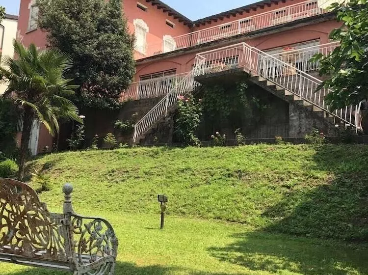 ホテル Villa House And Garden B&b