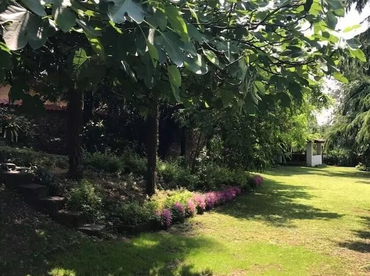 ホテル Villa House And Garden B&b