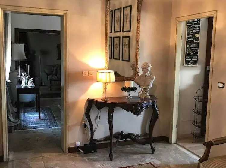 ホテル Villa House And Garden B&b