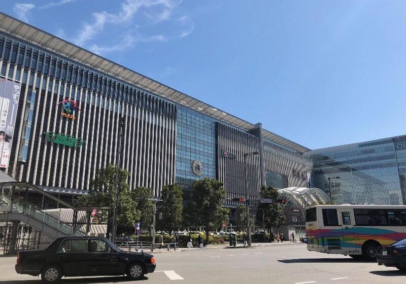 בית מלון כפרי Webase Hakata Hostel