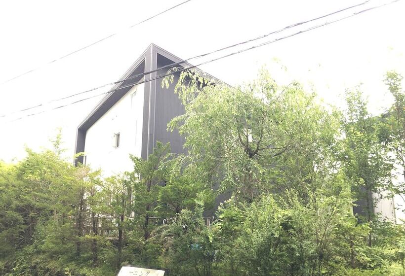 هتل Wistaria Karuizawa