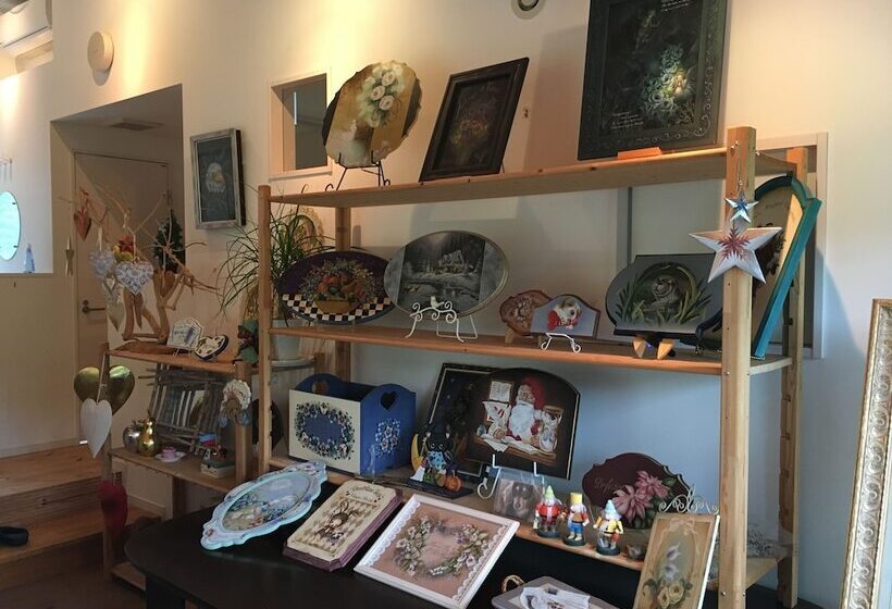 هتل Wistaria Karuizawa