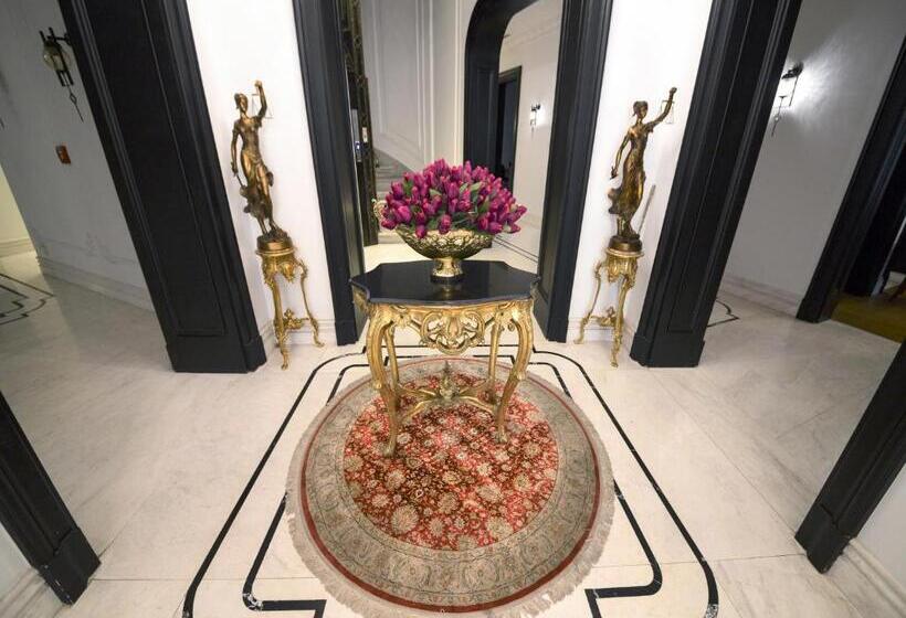 Akka Lush Hotel Taksim