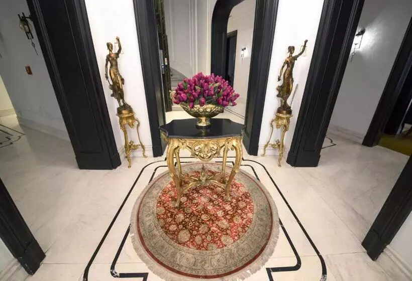 Akka Lush Hotel Taksim