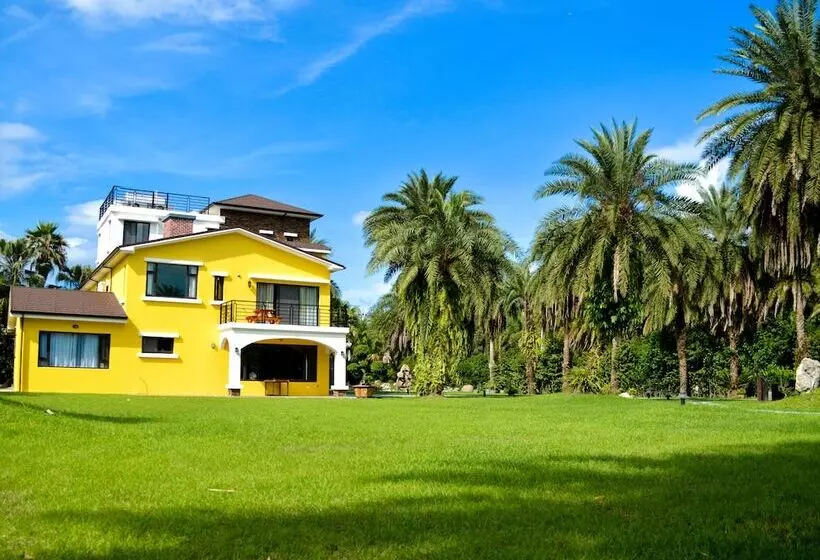 هتل Greenfield Villa