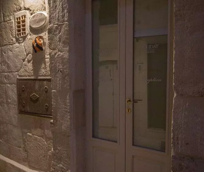 هتل Holidaymonopoli