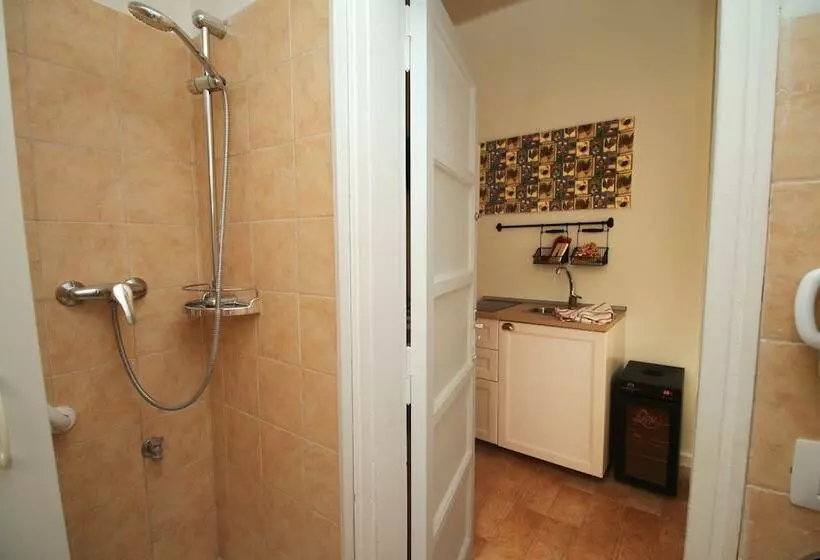 هتل Holidaymonopoli