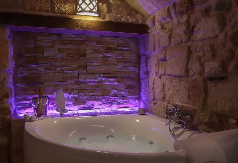 هتل Holidaymonopoli