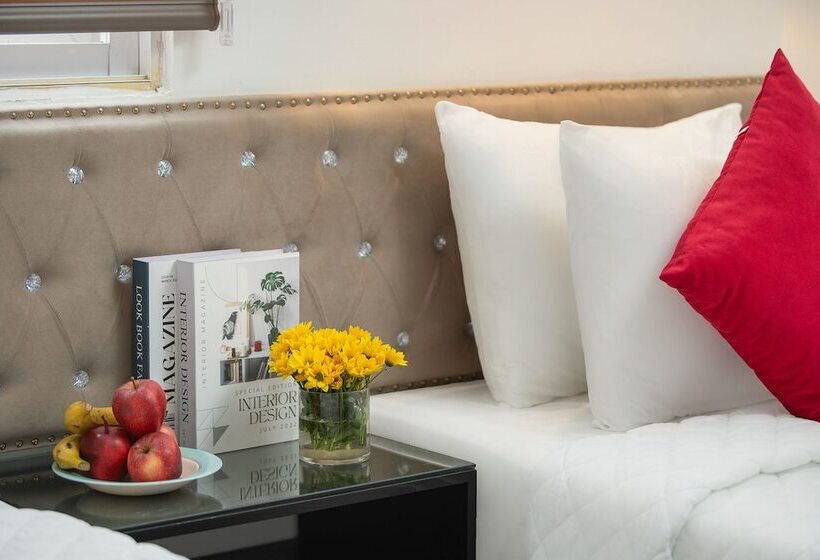 هتل Golden Time Hostel 3