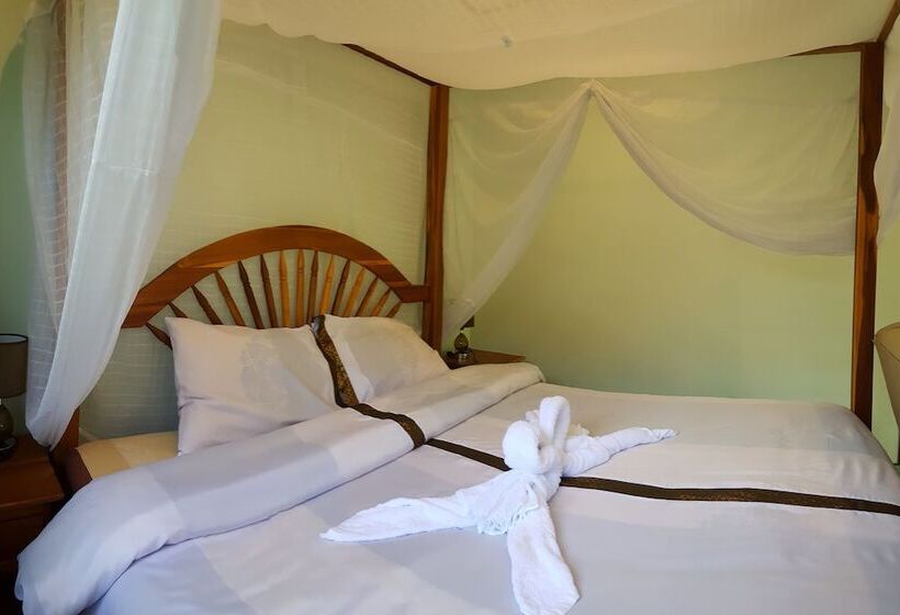 호텔 New Paradise Home Resort