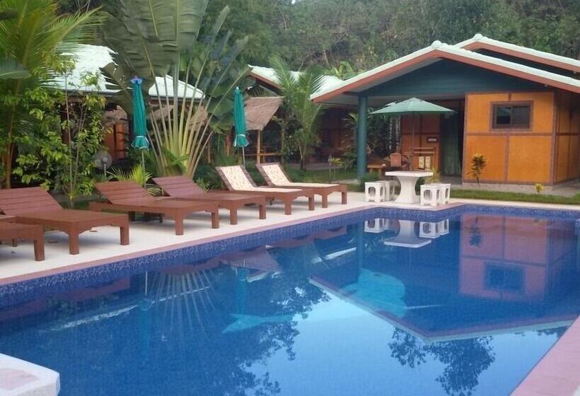 호텔 New Paradise Home Resort