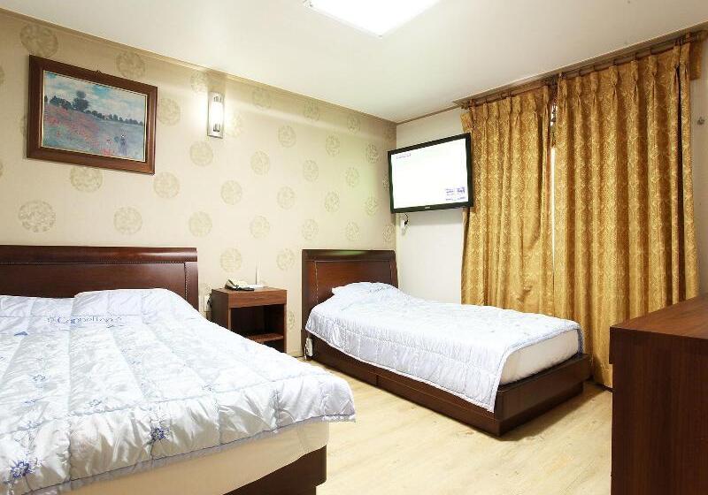 호텔 Pama House Apartment