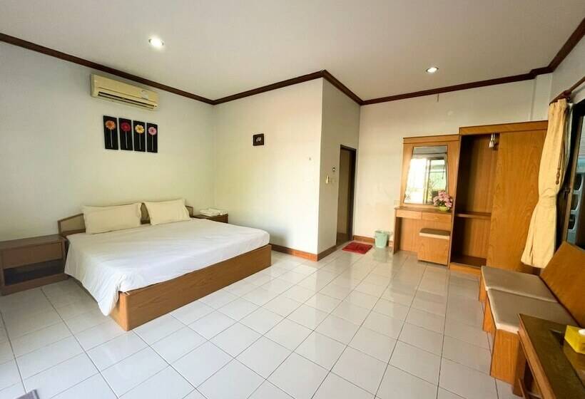 هتل Sadudee Mansion