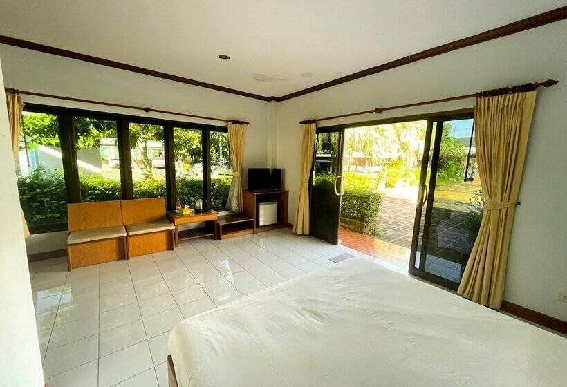 هتل Sadudee Mansion