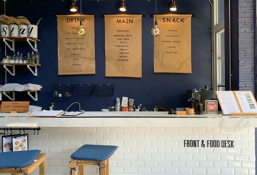 هتل Stay Samed Hostel