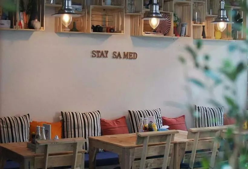 هتل Stay Samed Hostel