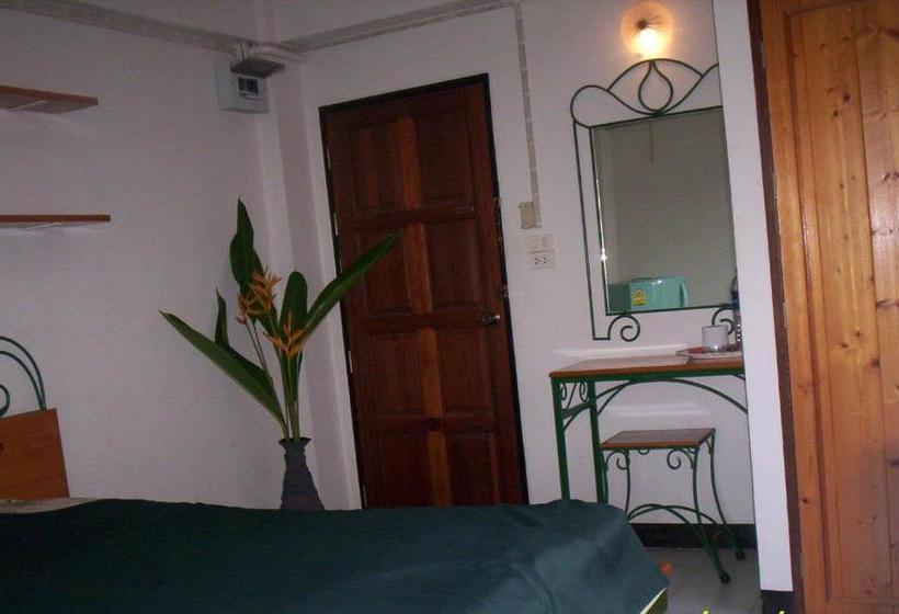 هتل Baan Khun Mae Apartment