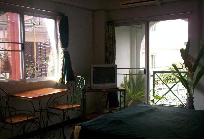 هتل Baan Khun Mae Apartment