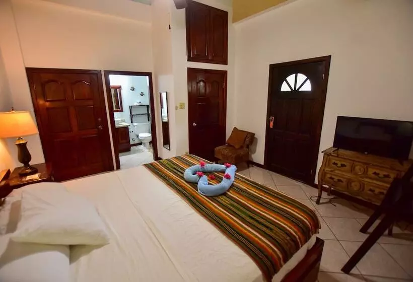 Hotelli Caribbean Shores Bed & Breakfast