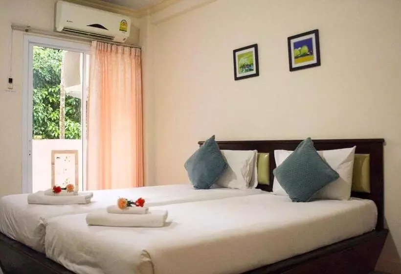 ホテル Chumphon Travelodge