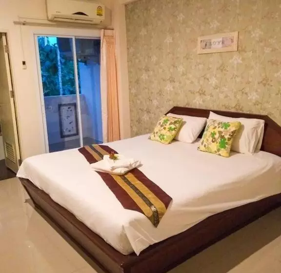 ホテル Chumphon Travelodge