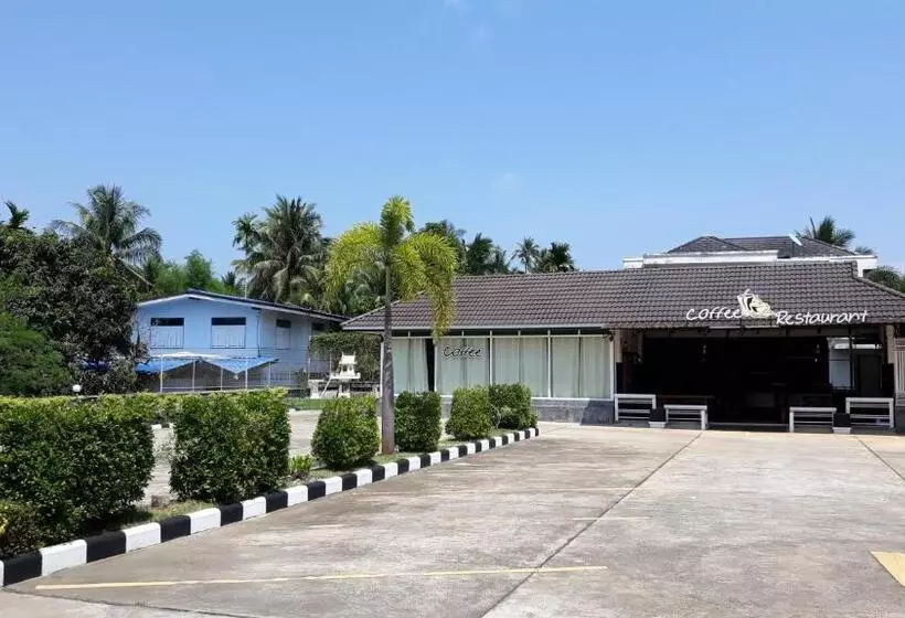 ホテル Chumphon Travelodge