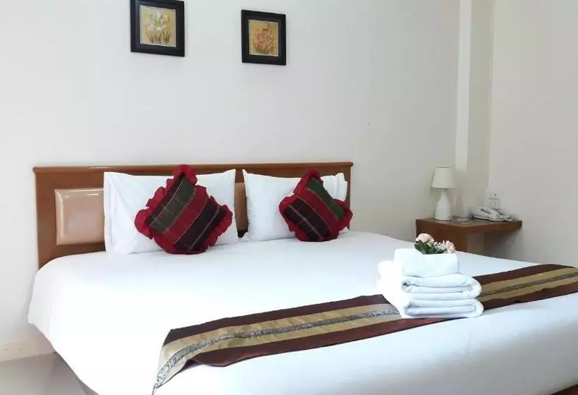 ホテル Chumphon Travelodge