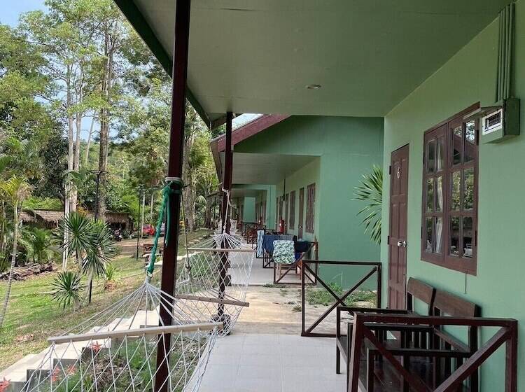 فندق Cliff Cottage