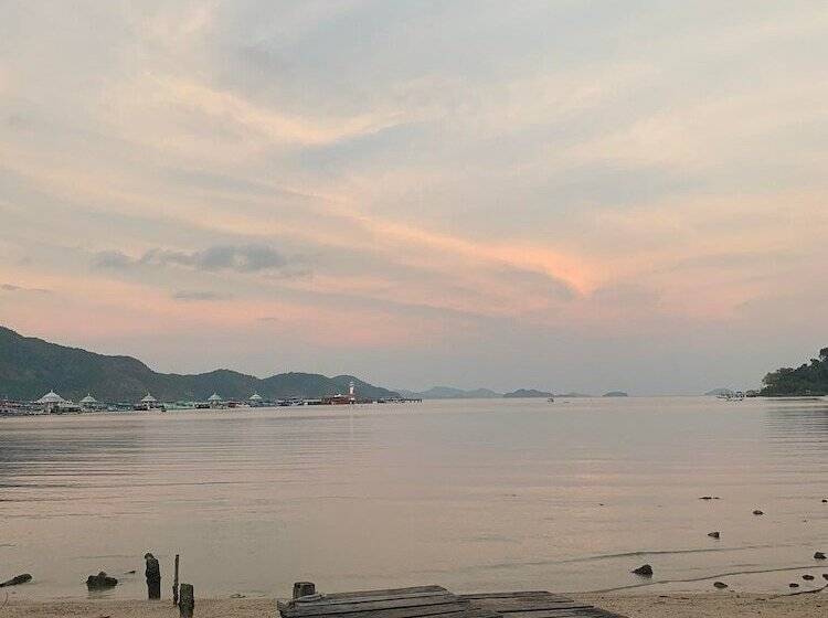 فندق Cliff Cottage