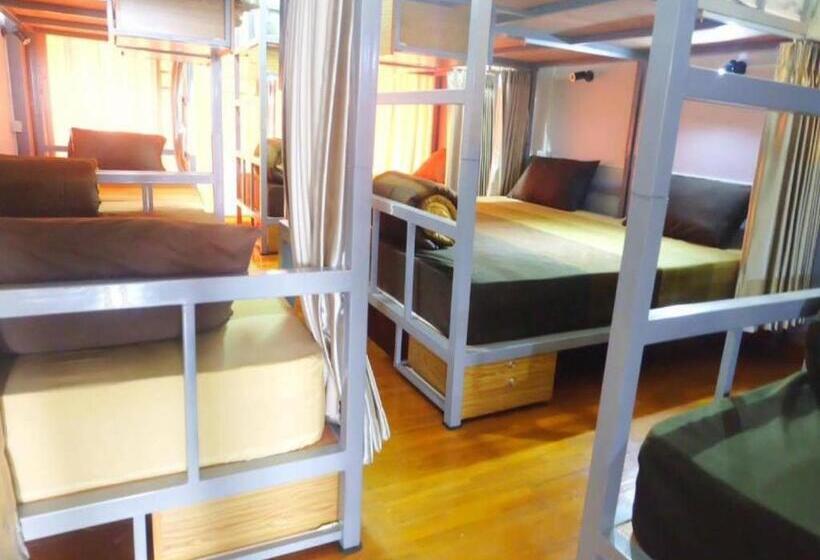 בית מלון כפרי T2b Home Hostel