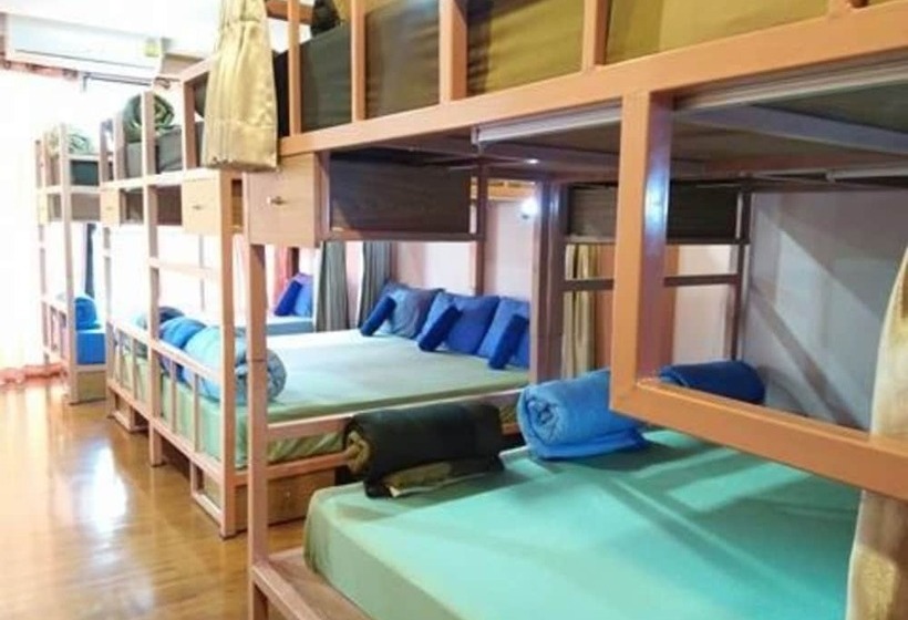 בית מלון כפרי T2b Home Hostel