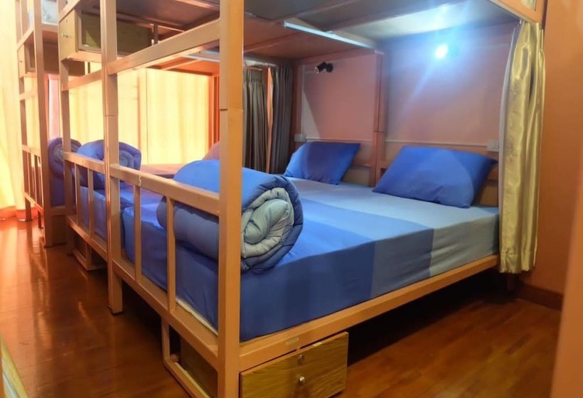 בית מלון כפרי T2b Home Hostel