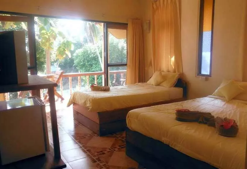 Hotelli Tanouy Garden