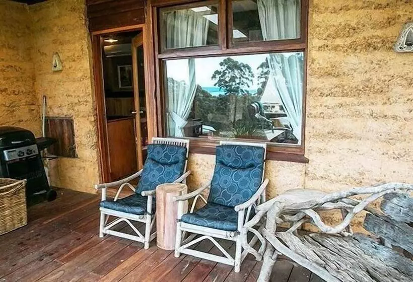 Hotelli The Floating Forest