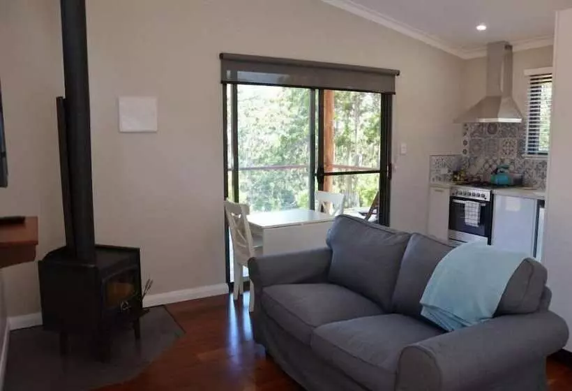 Hotelli The Floating Forest